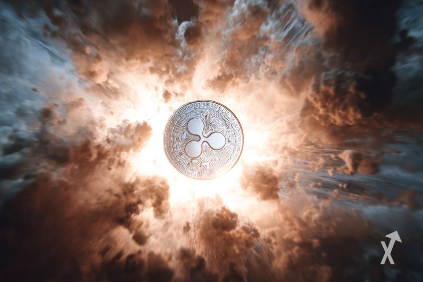Silbermünze mit XRP-Logo vor Rauchwolke.