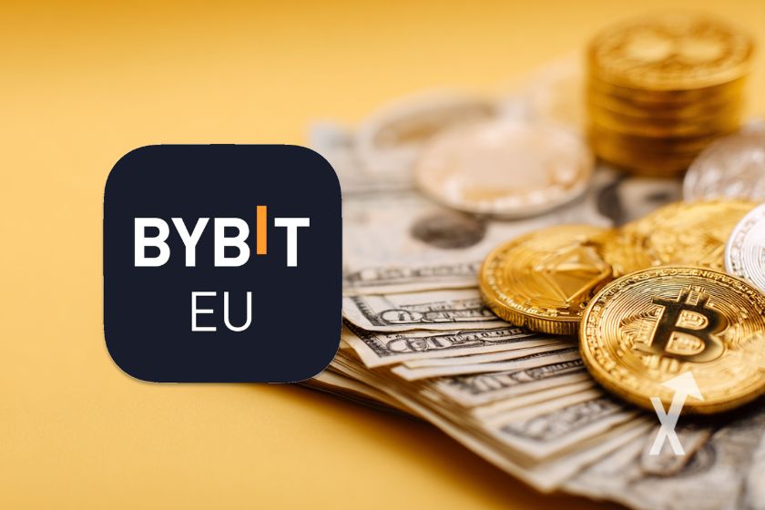 Bybit.eu Logo mit gelbem Hintergrund, Geldscheinen und Bitcoins.