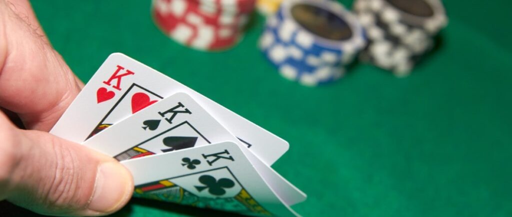 three card live poker casino