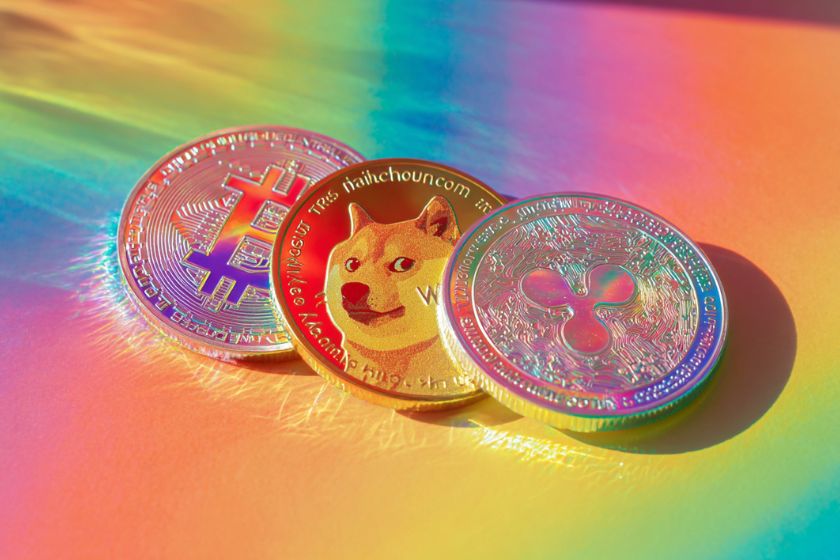 "Tokens bitcoin, shiba inu, ripple."