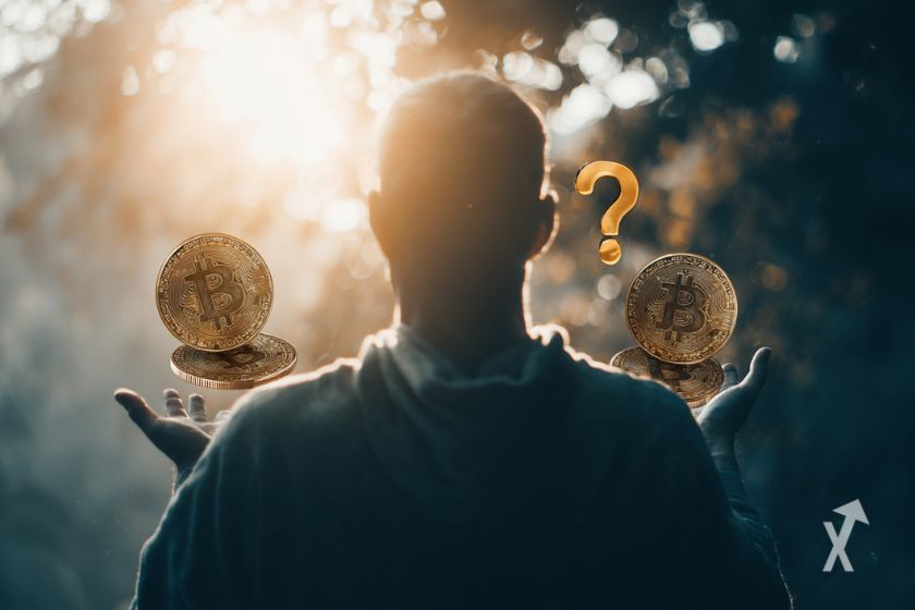 Hombre con Bitcoin al sol.