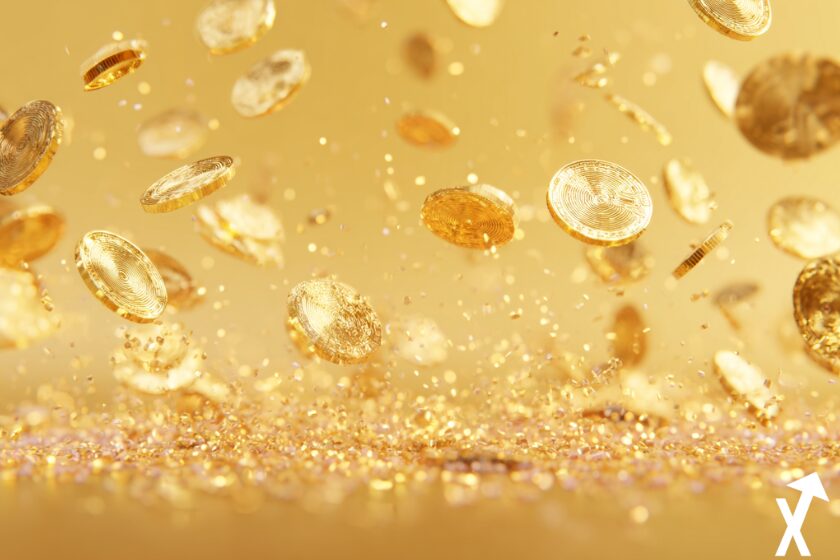 Pluie de tokens visibles au centre dorés tombant du ciel, pièces brillantes en or métallique avec étincelles lumineuses tout autour